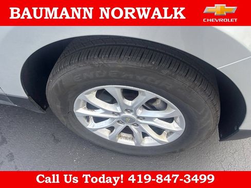 Used 2021 Chevrolet Equinox LT AWD/4WD image 11