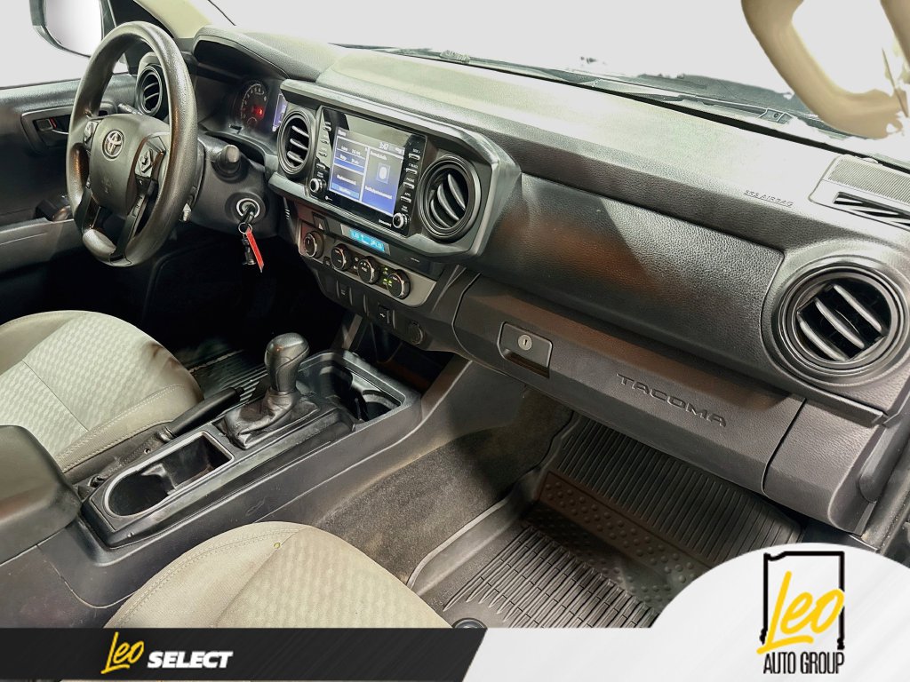 Used 2021 Toyota Tacoma SR AWD/4WD image 29