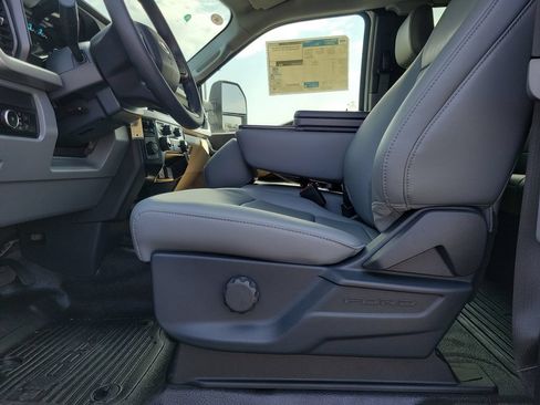 New 2026 Ford F350 XL w/ XL Chrome Package AWD/4WD image 22
