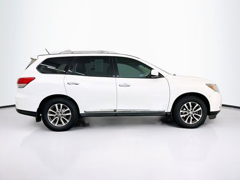 Used 2014 Nissan Pathfinder SL w/ Trailer Tow Package image 10