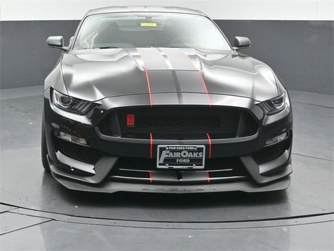 Used 2017 Ford Mustang Shelby GT350R w/ GT350R Equipment Group 920A image 2