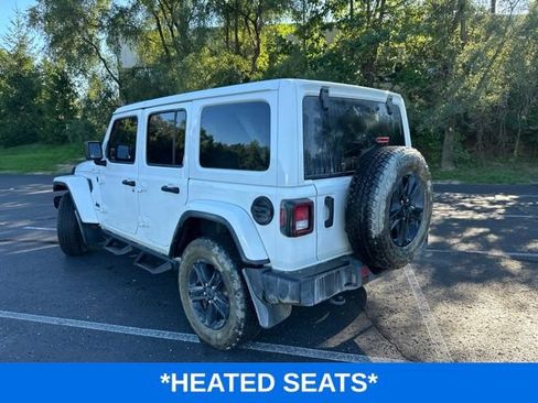Used 2023 Jeep Wrangler Unlimited Sahara AWD/4WD image 5