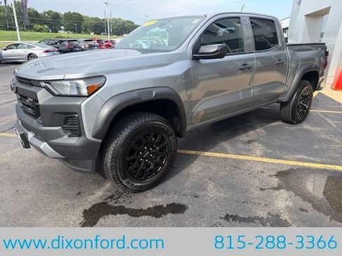 Used 2024 Chevrolet Colorado Trail Boss w/ Advanced Trailering Package AWD/4WD image 3