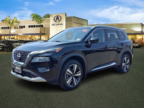 Used 2023 Nissan Rogue Platinum w/ Platinum Premium Package AWD/4WD image 3