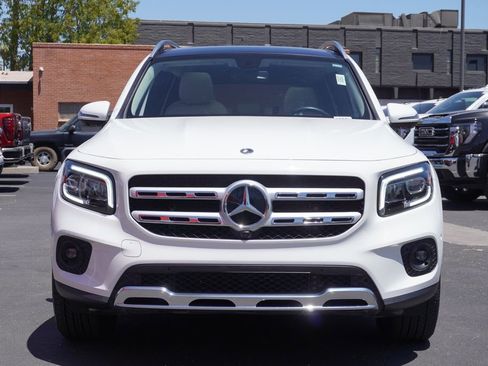 Used 2021 Mercedes-Benz GLB 250 4MATIC image 5