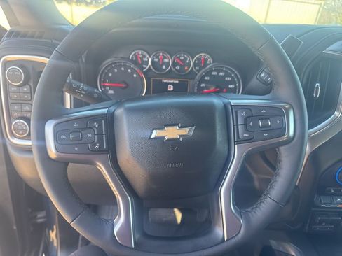 Used 2022 Chevrolet Silverado 1500 LTZ w/ Safety Package II image 22