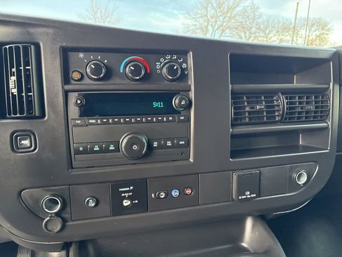 Used 2024 Chevrolet Express 2500 w/ Driver Convenience Package image 11