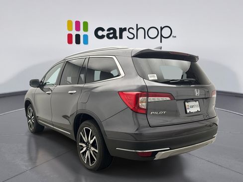 Used 2022 Honda Pilot Touring image 3