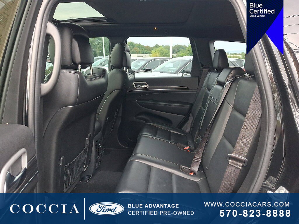 Used 2022 Jeep Grand Cherokee Limited w/ Tech Group AWD/4WD image 10