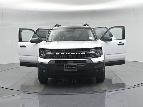 New 2026 Ford Bronco Sport Outer Banks AWD/4WD image 32