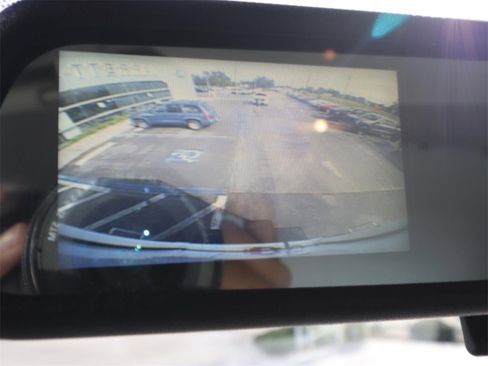 Used 2022 GMC Savana 3500 w/ Power Convenience Package image 4