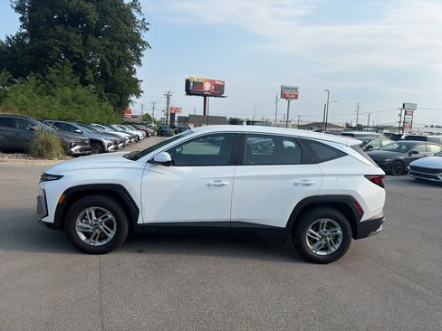Certified 2026 Hyundai Tucson SE AWD/4WD image 6