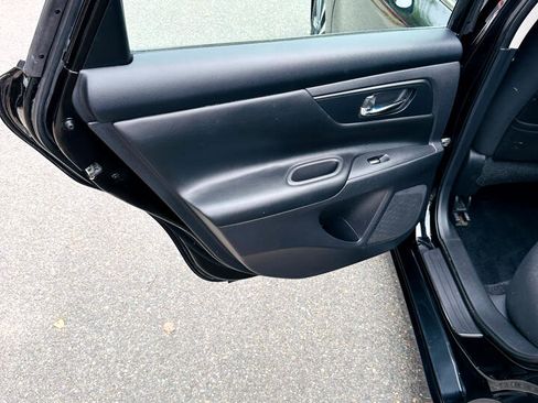 Used 2017 Nissan Altima 2.5 S w/ Power Driver Seat Package image 10