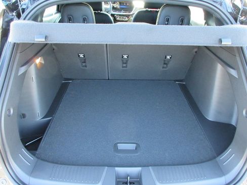 New 2026 Chevrolet Trax RS image 11