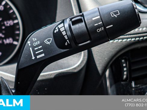 Used 2022 Nissan Rogue SV FWD image 25