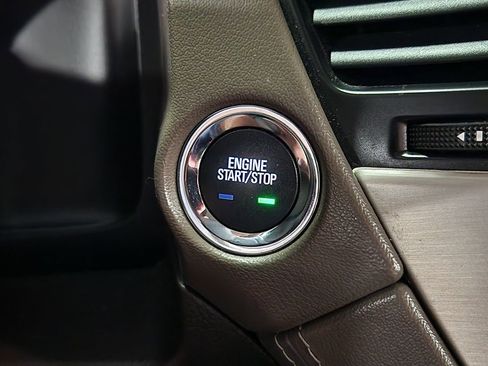Used 2016 GMC Yukon Denali w/ Open Road Package AWD/4WD image 40