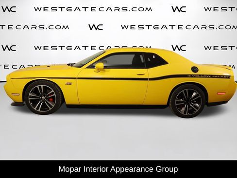 Used 2012 Dodge Challenger SRT8 Yellow Jacket w/ Premium Sound Group image 5