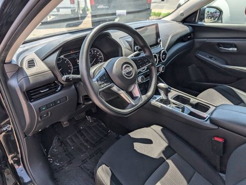 Used 2025 Nissan Sentra SV w/ Trunk Package FWD image 12