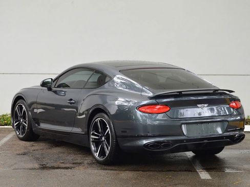 Used 2021 Bentley Continental GT image 9