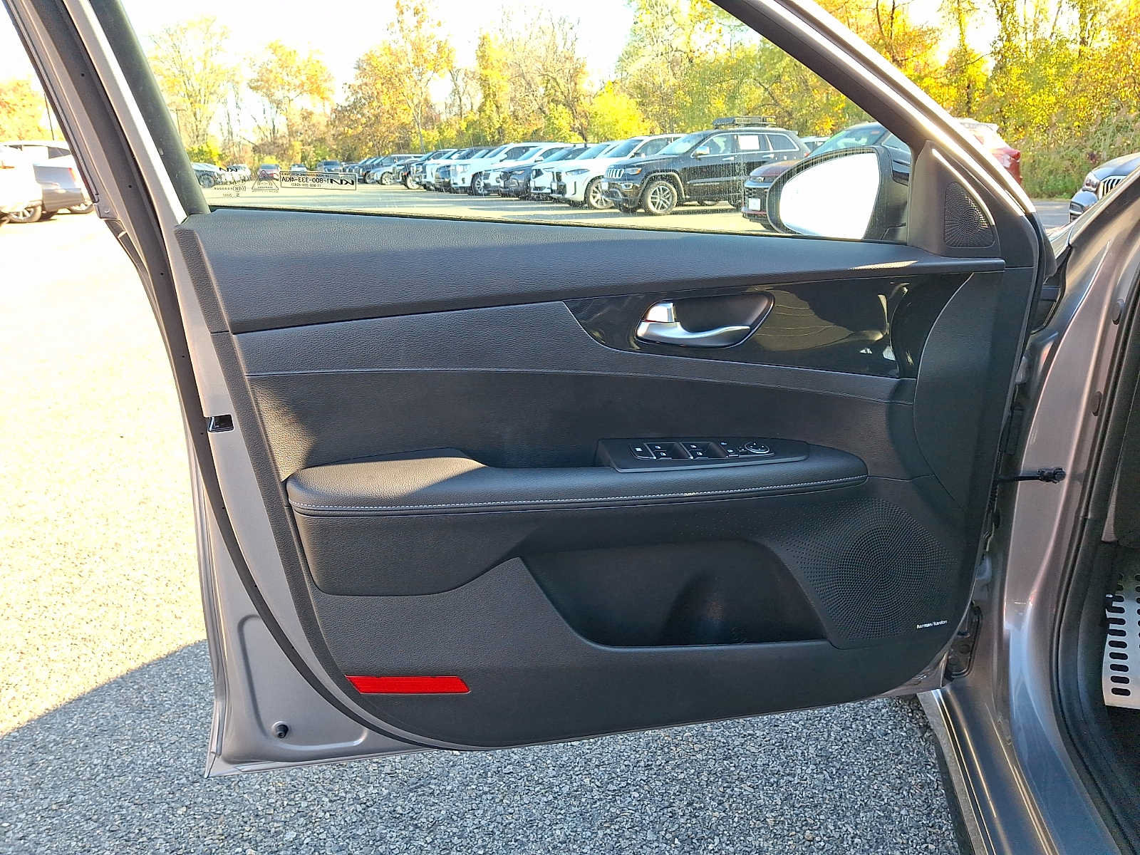 Used 2023 Kia Forte GT-Line w/ GT-Line Premium Package FWD image 12