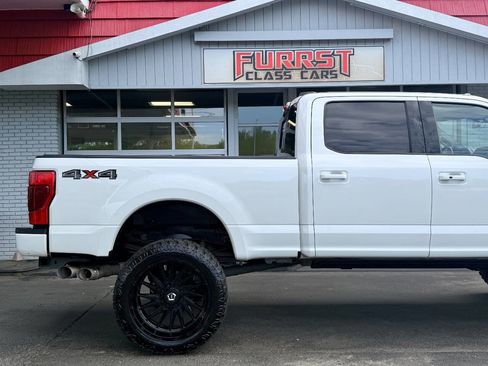 Used 2022 Ford F250 Platinum image 10