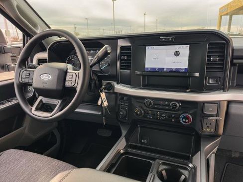 New 2026 Ford F250 XLT w/ FX4 Off-Road Package image 7