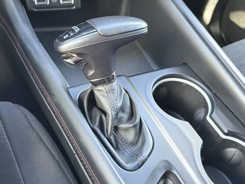 Used 2024 Dodge Durango GT RWD image 29