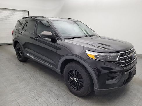 Used 2020 Ford Explorer XLT w/ Comfort Package AWD/4WD image 13