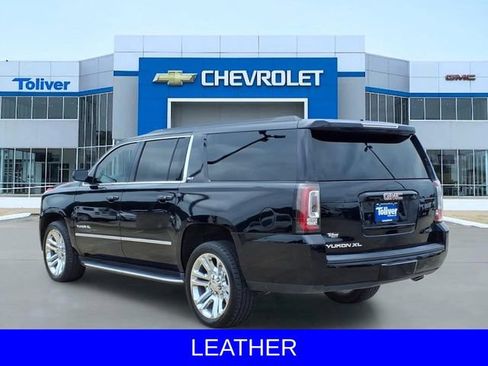 Used 2018 GMC Yukon XL SLT w/ Premium Edition RWD image 4