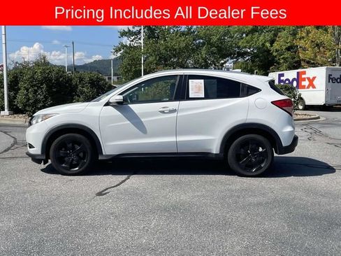 Used 2018 Honda HR-V EX-L image 2