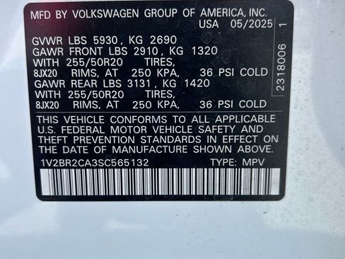 Used 2025 Volkswagen Atlas SEL image 7