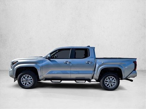 Used 2024 Toyota Tacoma SR5 image 5