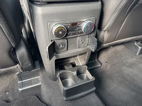 Used 2023 Ford Explorer Platinum w/ Technology Package image 43