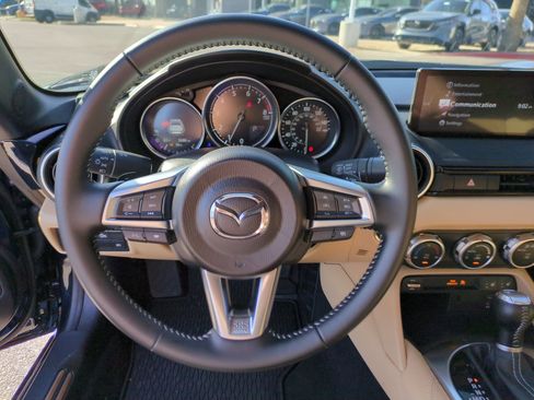 Certified 2025 MAZDA MX-5 Miata RF Grand Touring w/ Weather Package image 15