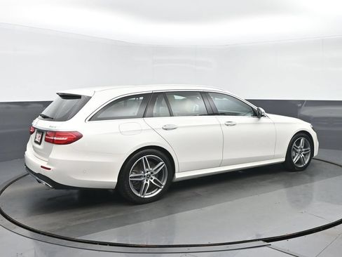 Used 2019 Mercedes-Benz E 450 4MATIC Wagon image 3