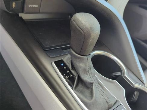 Used 2022 Toyota Camry LE FWD image 22
