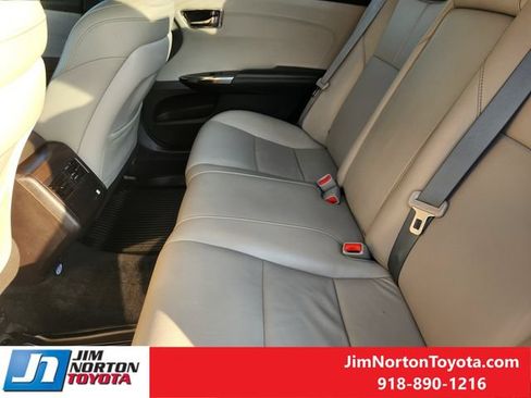 Used 2018 Toyota Avalon XLE FWD image 30
