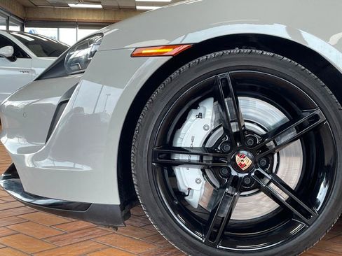 Used 2021 Porsche Taycan Turbo image 5