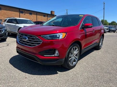 Used 2024 Ford Edge Titanium AWD/4WD image 25