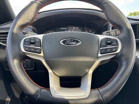 Used 2022 Ford Explorer Timberline w/ Timberline Technology Package AWD/4WD image 14