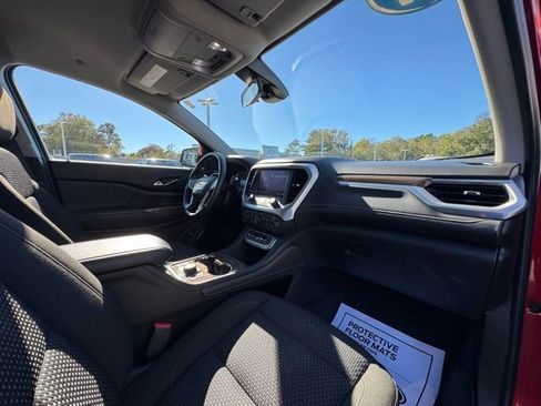 Used 2021 GMC Acadia SLE w/ Driver Convenience Package image 25