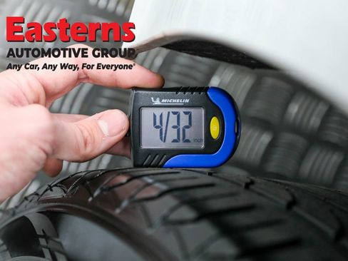 Used 2023 Toyota Camry XLE image 25