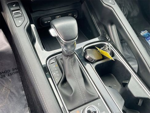 Used 2023 Kia Telluride SX Prestige X-Pro image 17