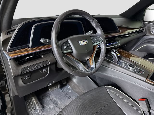 Used 2022 Cadillac Escalade ESV Premium Luxury w/ LPO, Radiant Package AWD/4WD image 9