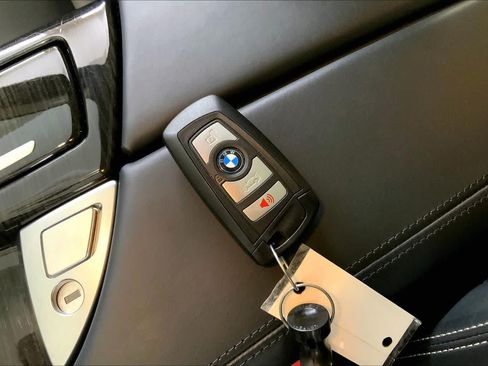 Used 2016 BMW 535i xDrive Sedan AWD/4WD image 14