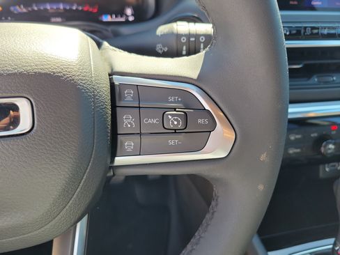 Used 2023 Jeep Compass High Altitude AWD/4WD image 24