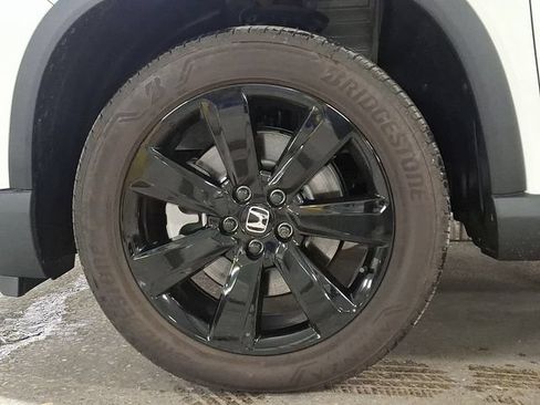 Used 2025 Honda Pilot Black Edition image 8