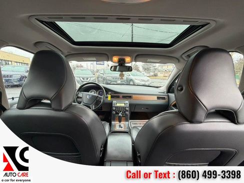 Used 2010 Volvo XC70 3.2 image 13