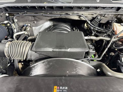 Used 2024 Chevrolet Silverado 2500 Custom w/ Custom Value Package AWD/4WD image 29