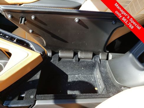 Used 2021 Chevrolet Corvette Stingray Preferred Cpe w/ Body-Color Dual Roof Package image 26